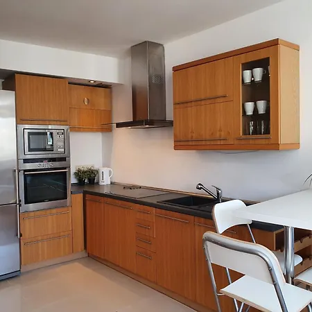 דירה 52 & Parking סופוט